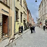 Style In Old