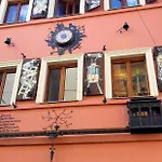 Apartment Style In Old *